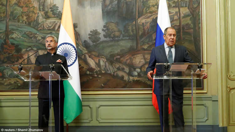 Why is India reluctant to take a stronger stance on Russia‘s invasion?