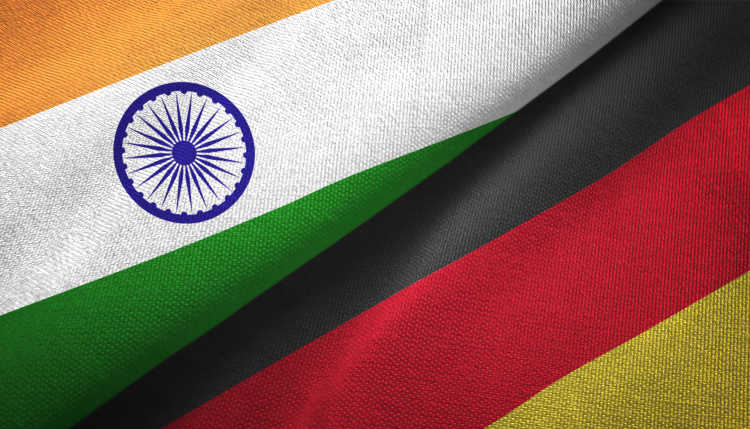 Deutschland und Indien Fahnen