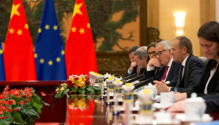 Tusk, Juncker und Li auf dem China-EU-Treffen 2018.