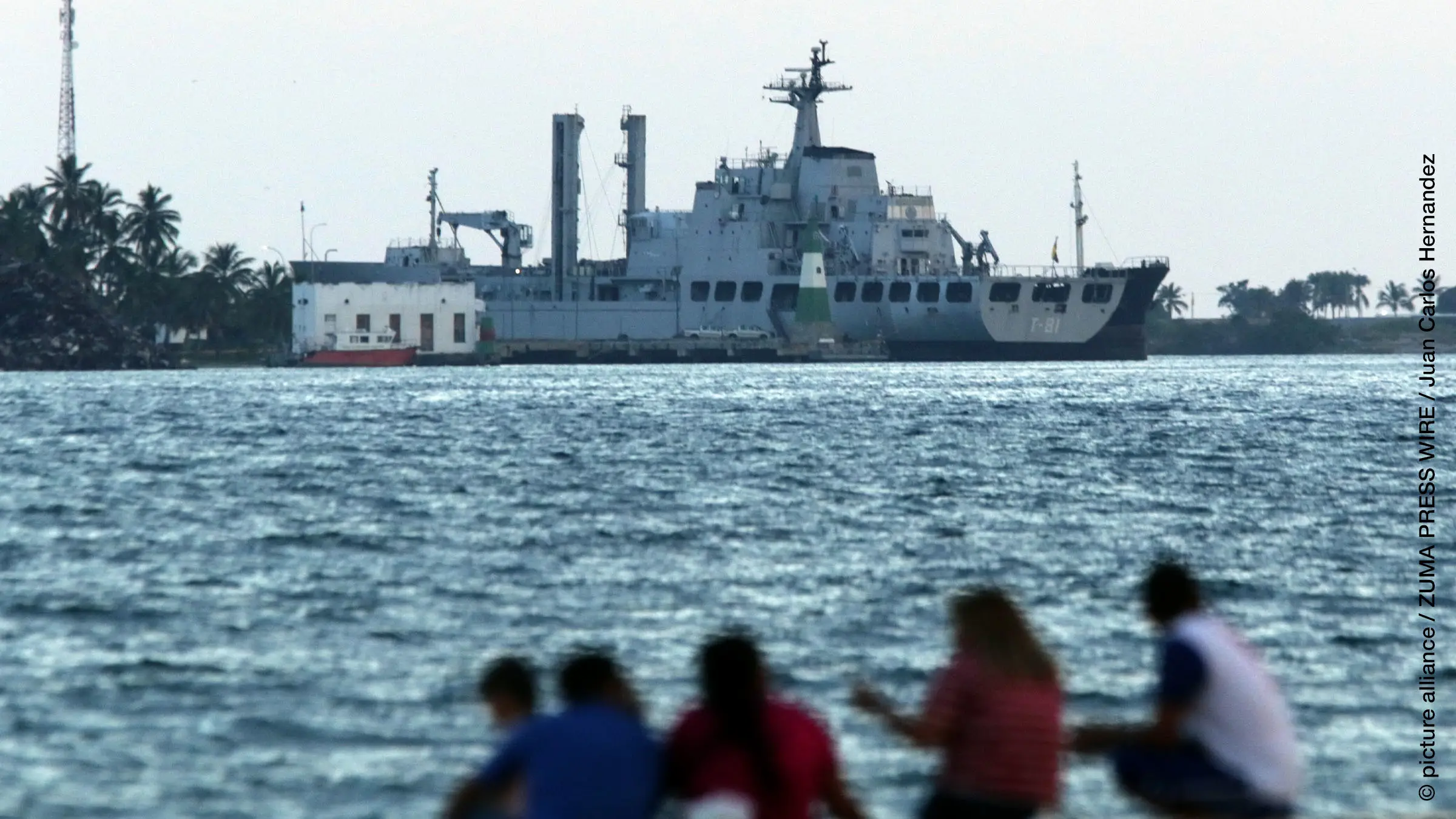 Video US-Kriegsschiffe vor Küste Venezuelas – Expertin sieht Eskalationspotenzial