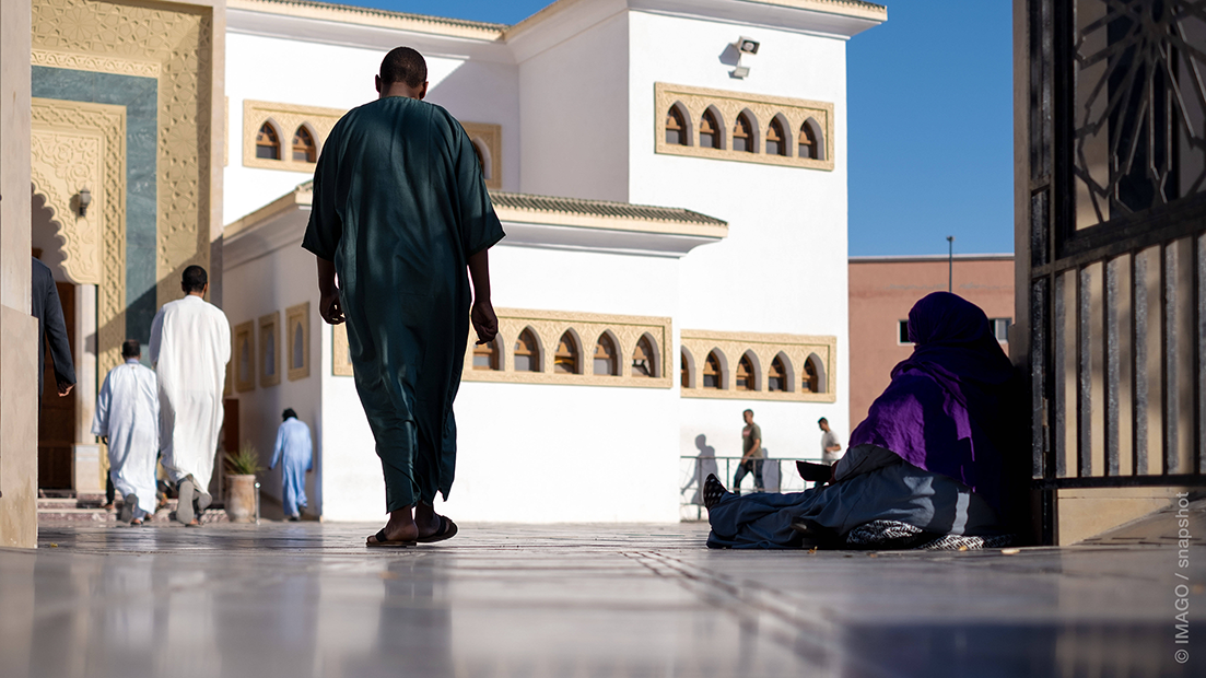 Unwelcome Neighbors: Poverty and Anti-Immigrant Sentiment in Morocco