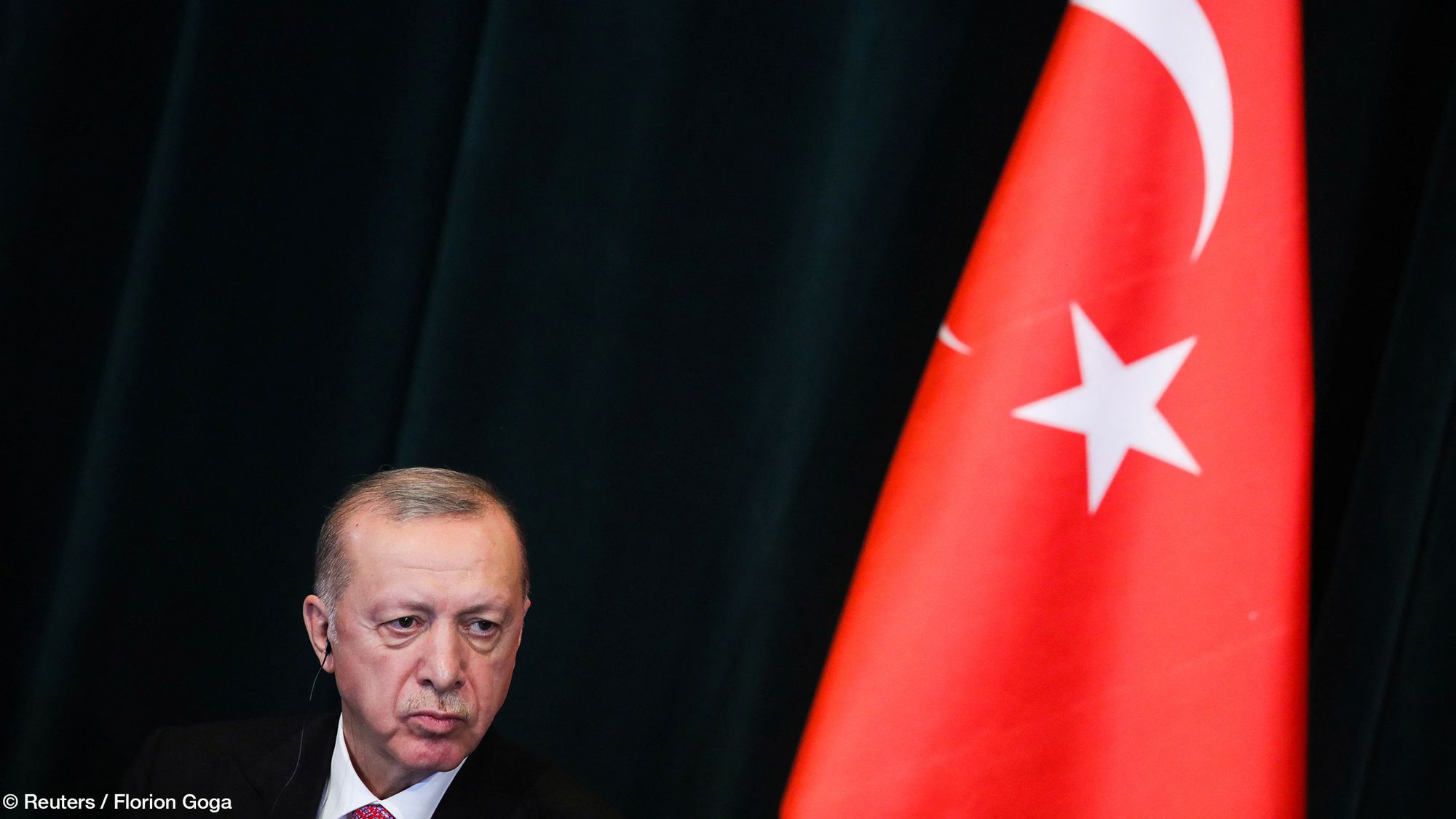 Populism and the Politicisation of Foreign Policy