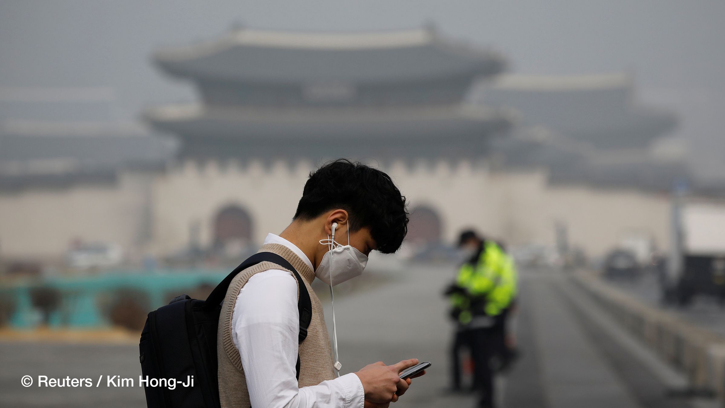 Air Pollution Coverage, Anti-Chinese Sentiment, and Attitudes Towards Foreign Policy in South Korea