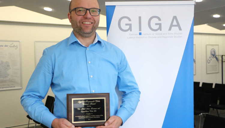 GIGA Researchers Awarded Prize for Data Set on Global State Finances