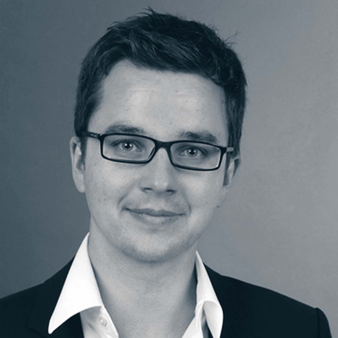 Dr. Johannes Vüllers