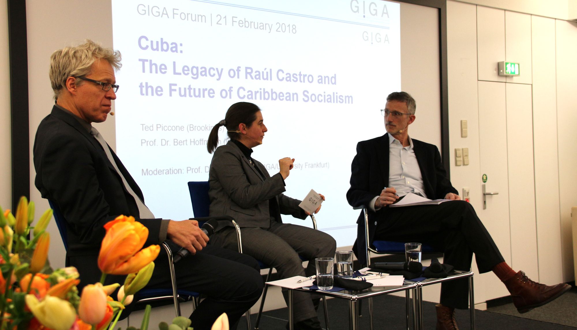 From left: Prof. Dr. Bert Hoffmann, Prof. Dr. Heike Holbig, Ted Piccone