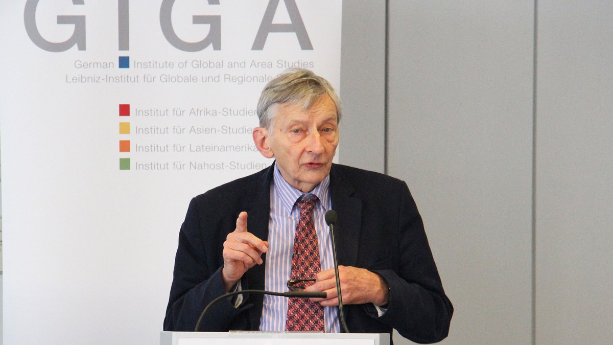 Picture of Adam Roberts