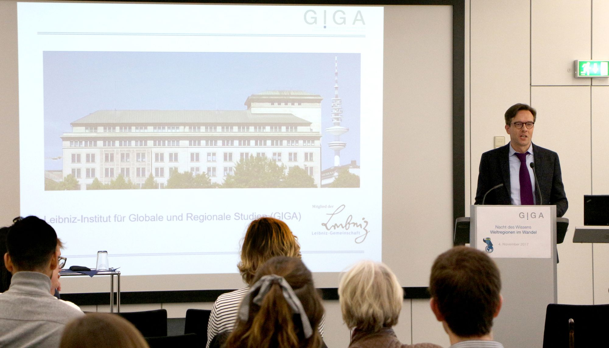 Welcoming Prof. Dr. Patrick Köllner