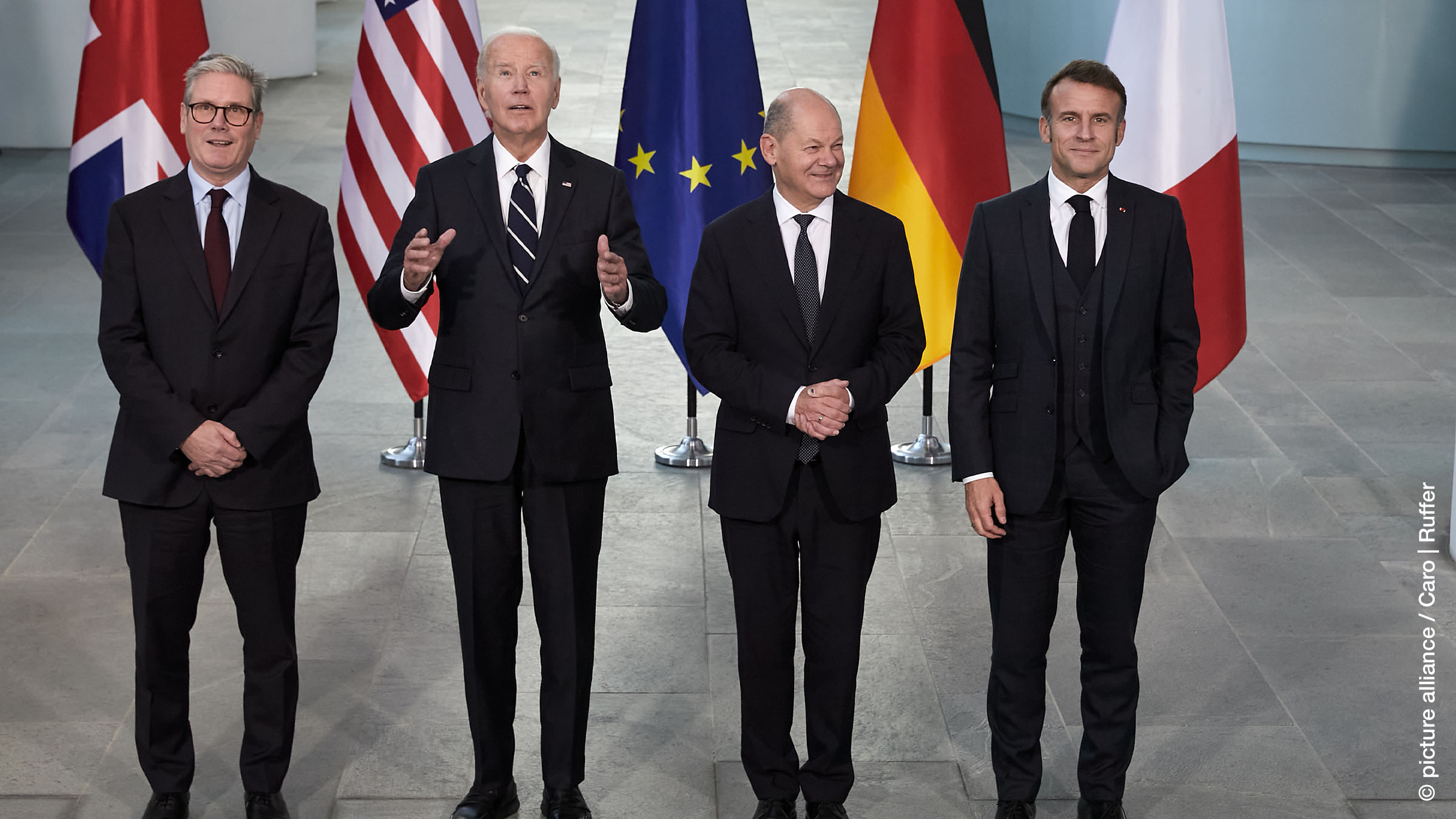 18.10.2024, Berlin, Germany - Keir Starmer, Joseph Biden, Federal Chancellor Olaf Scholz and Emanuel Macron at the QUAD meeting photo opportunity in the eastern foyer of the Chancellery.
