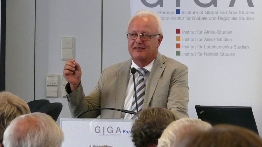 Bild von Prof. Dr. Henner Fürtig