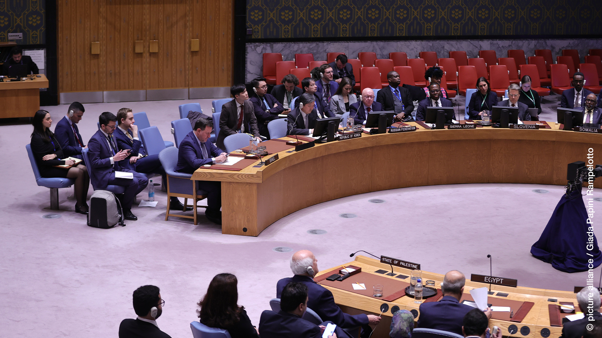 FÄLLT AUS! Security for the Middle East in a World of Competing Global Orders