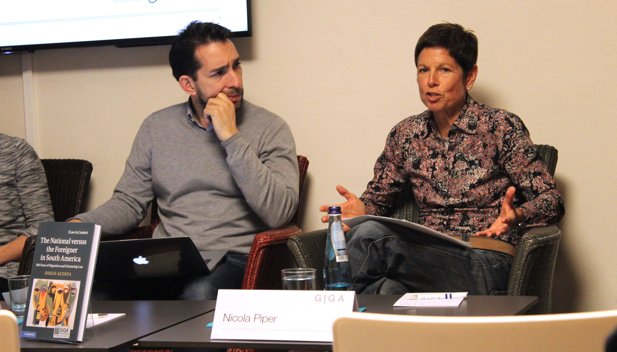 Picture of Dr. Diego Acosta and Prof. Dr. Nicola Piper