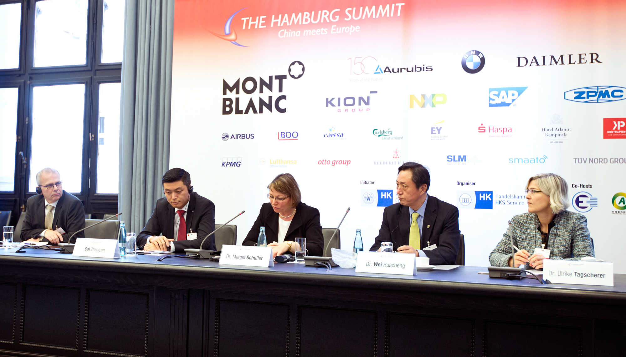 From left: Henner Schöneborn, CAI Zhengxin, Dr. Margot Schüller, Dr. WEI Huacheng, Dr. Ulrike Tagscherer