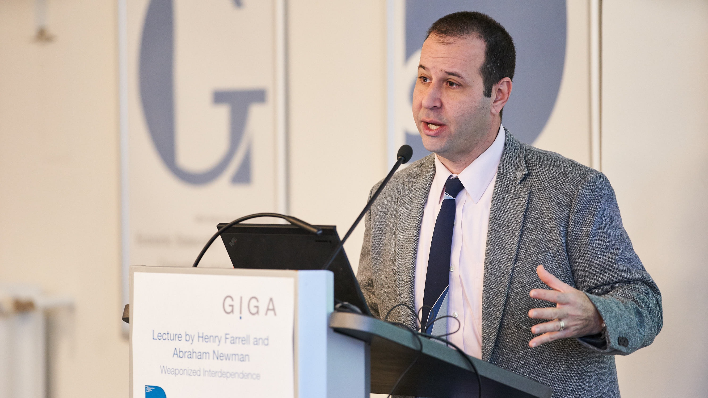 Prof. Dr. Abraham Newman