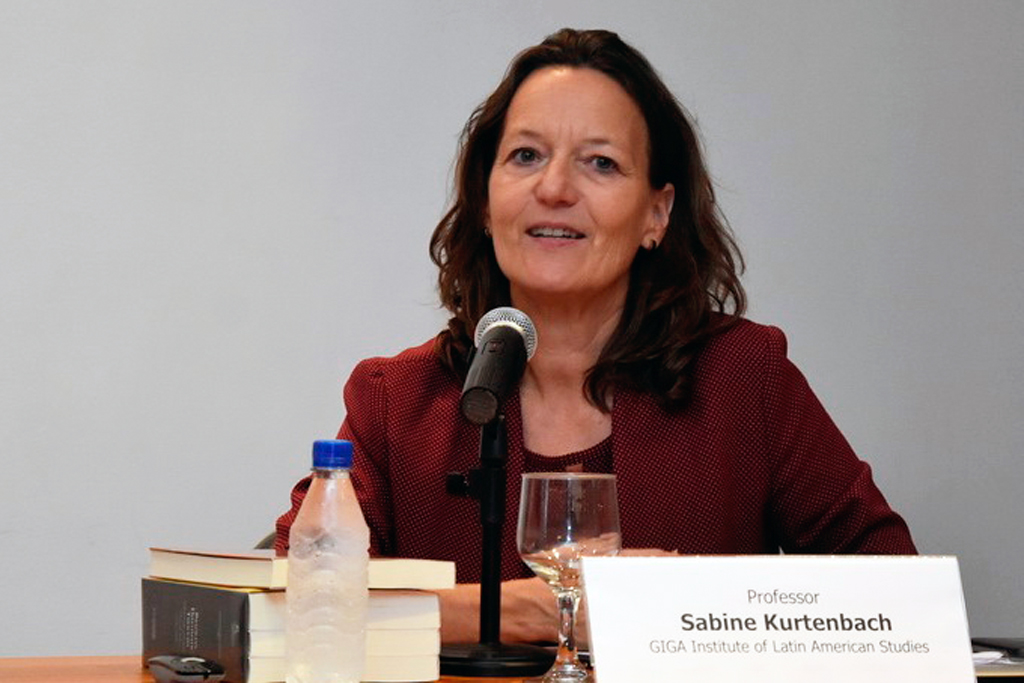 Prof. Sabine Kurtenbach