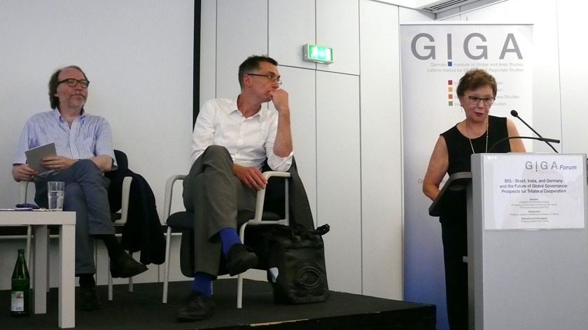 Detlef Nolte and Ralf Beste on the Podium. Lourdes Sola at the Speaker's desk