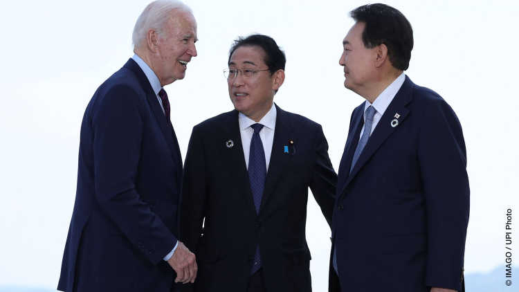 Angst vor „Mini-Nato“: Biden stellt Xi und Kim Bündnis entgegen