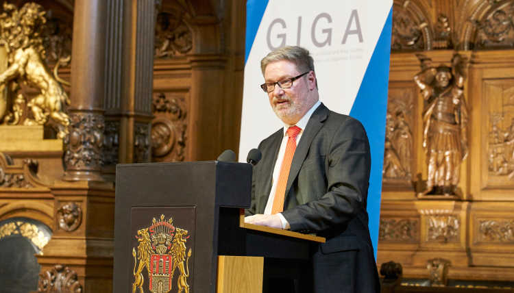 Professor Lars Hendrik Röller