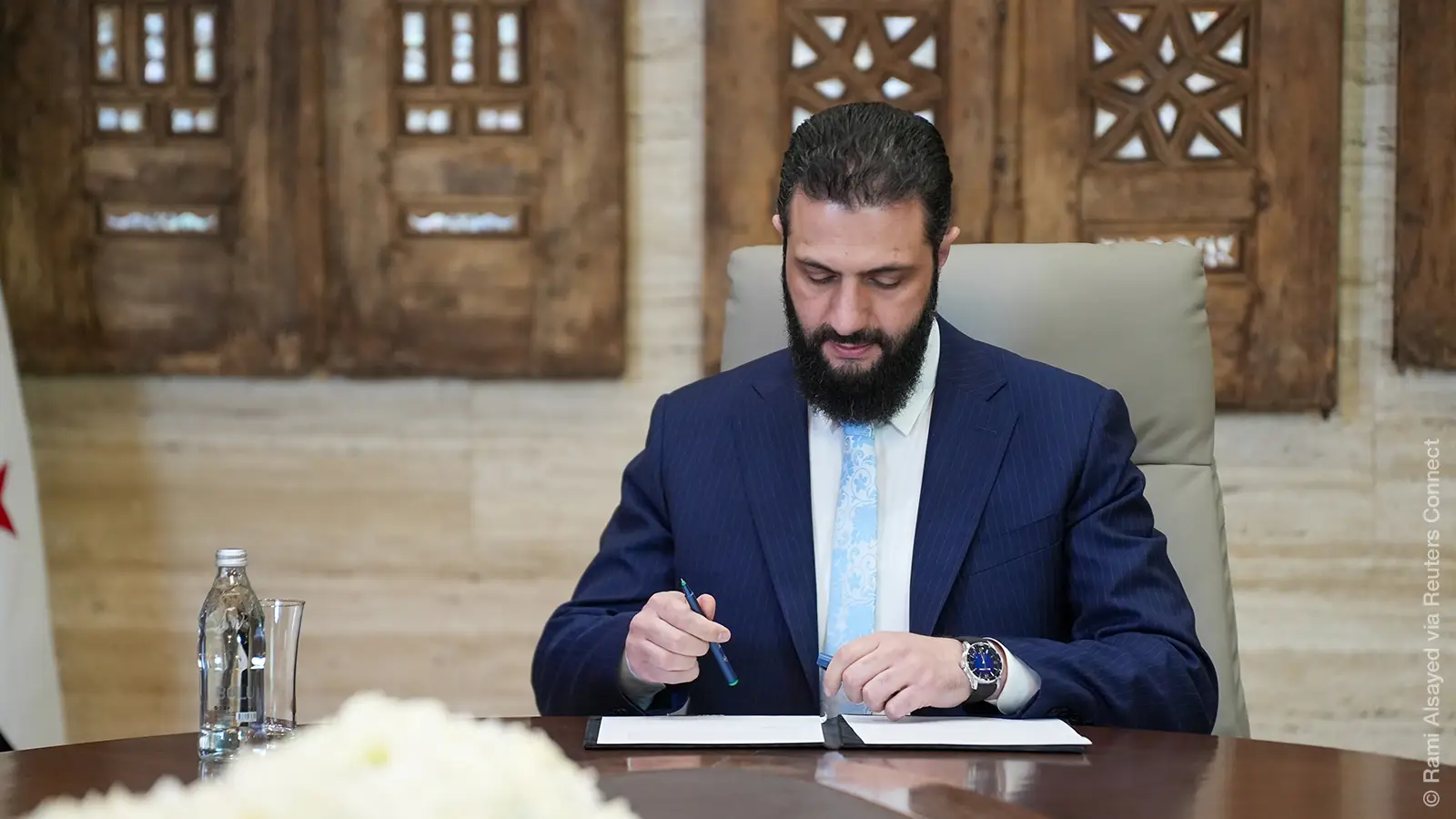 NDR-Audio am 23.01.2026 - "Politikwissenschaftler Bank: Die Lage in Syrien ist sehr fragil"