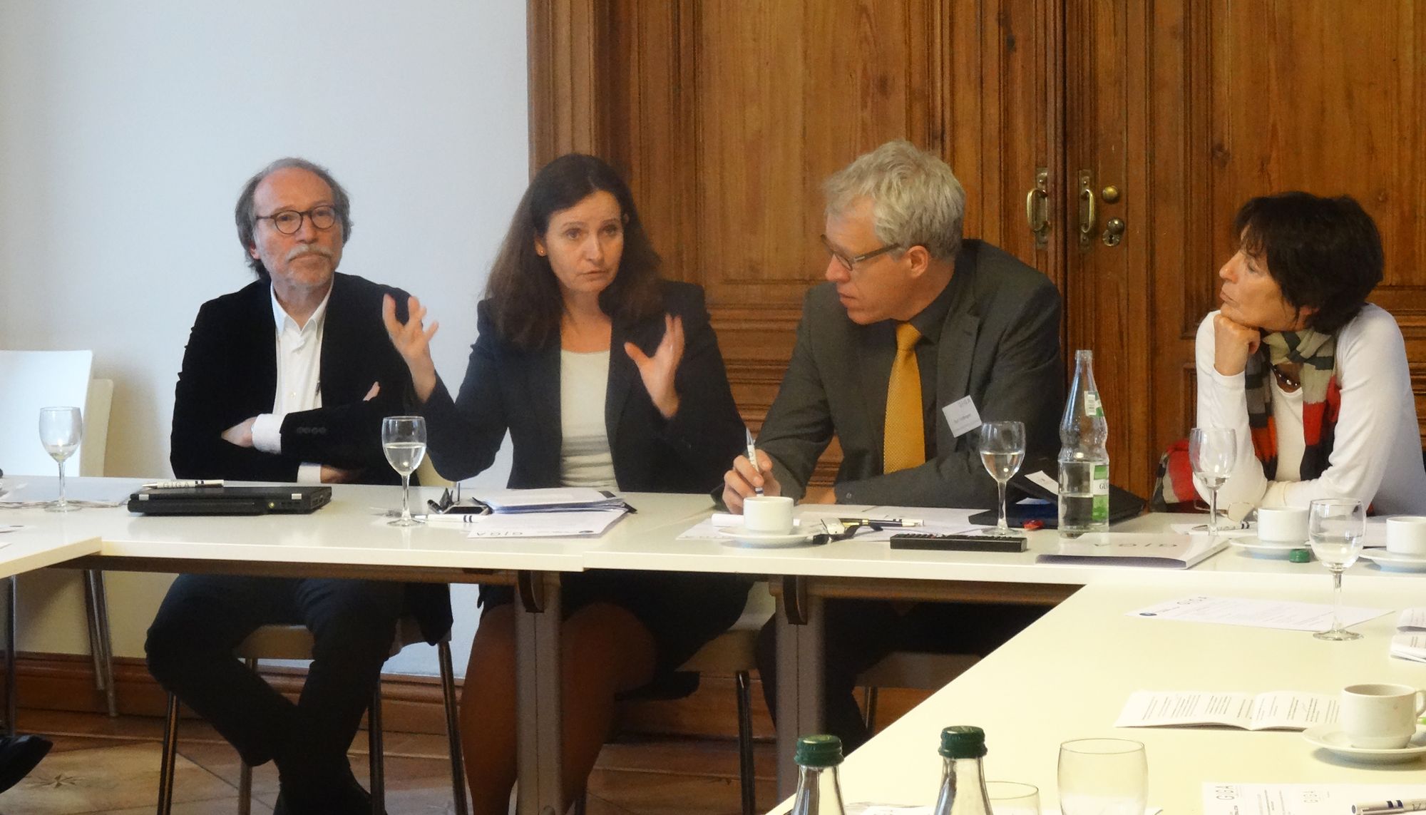 From left to right: Detlef Nolte (GIGA), Edita Hrdá (EEAS), Irene Horejs (EEAS), Bert Hoffmann (GIGA) 
