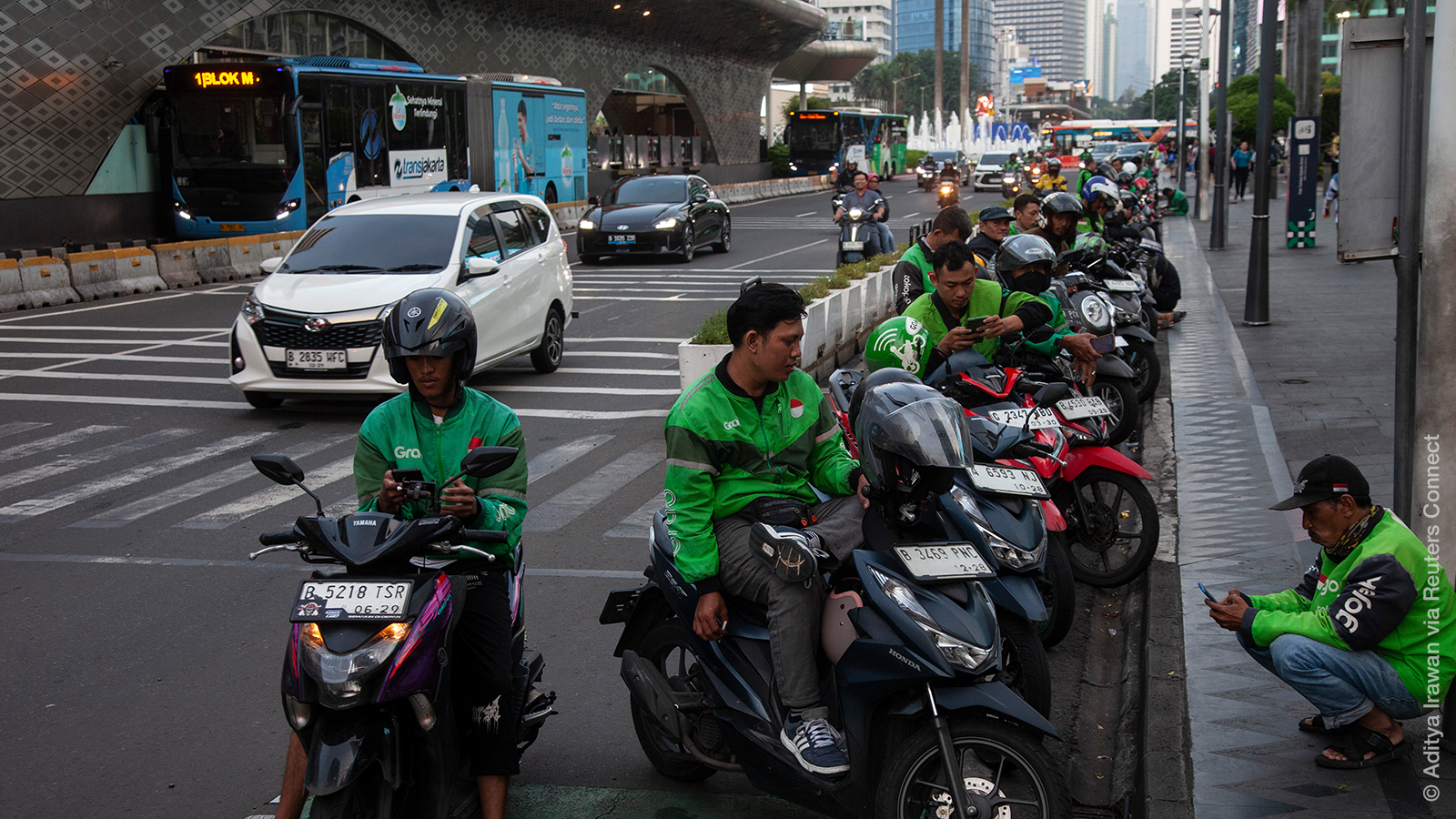 Automation and Inequality: Social Safety Nets in the Age of AI