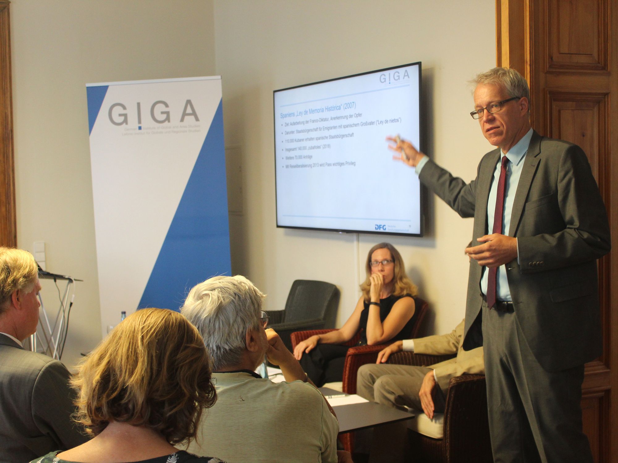 Picture of Prof. Dr. Bert Hoffmann 