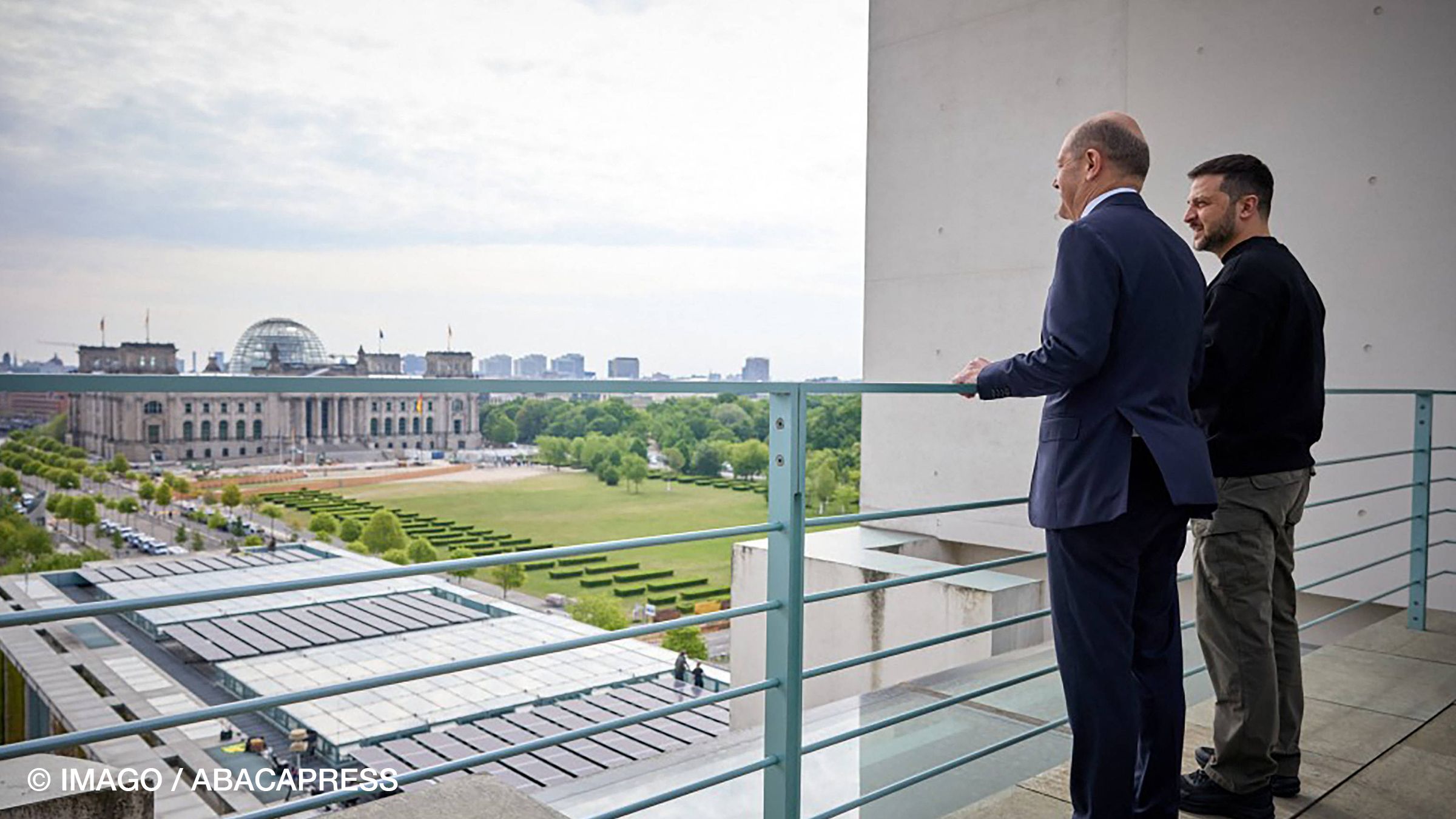 Der Ukrainekrieg: Kriegsängste, die Akzeptanz von Waffenlieferungen und Autokratieakzeptanz in Deutschland