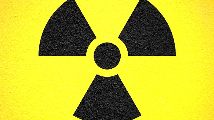 On Sanctions and Inducements – Dealing with Nuclear Proliferation