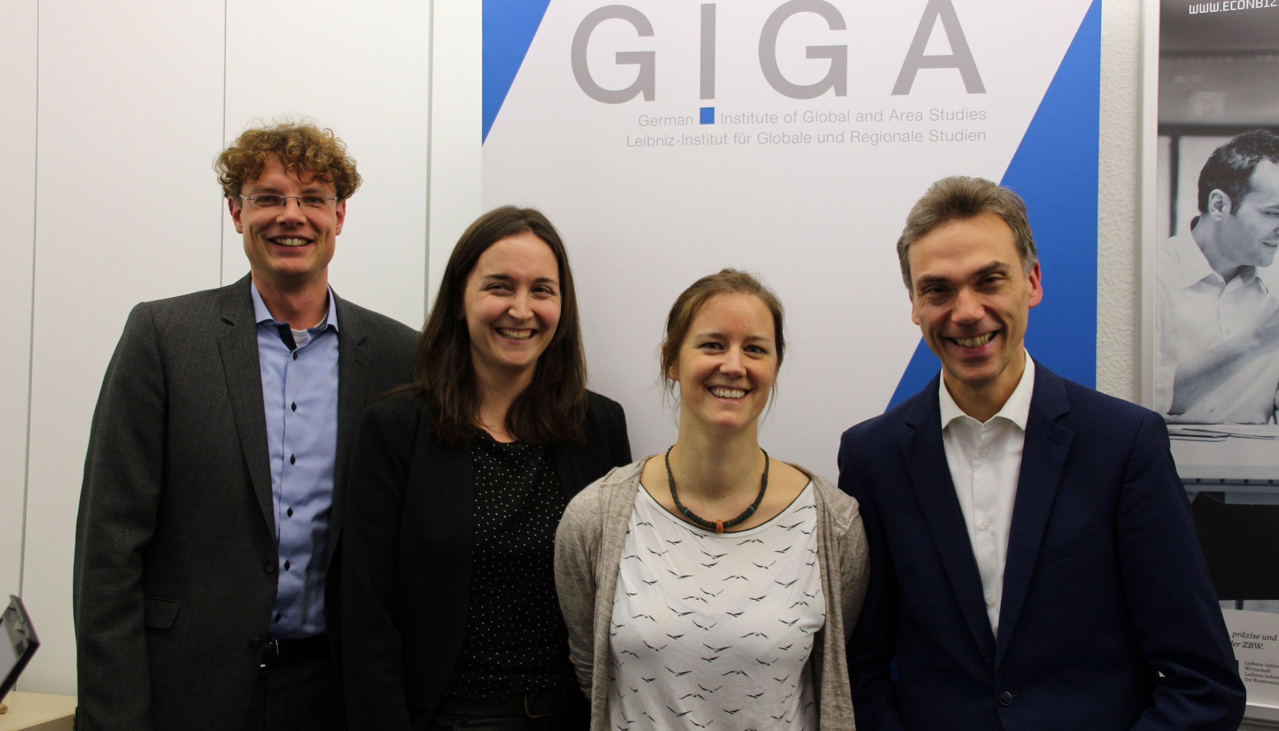 From left to right: Jun. Prof. Dr. Janpeter Schilling, Dr. Christiane Fröhlich, Dr. Almut Schilling-Vacaflor, Dr. Christian von Soest