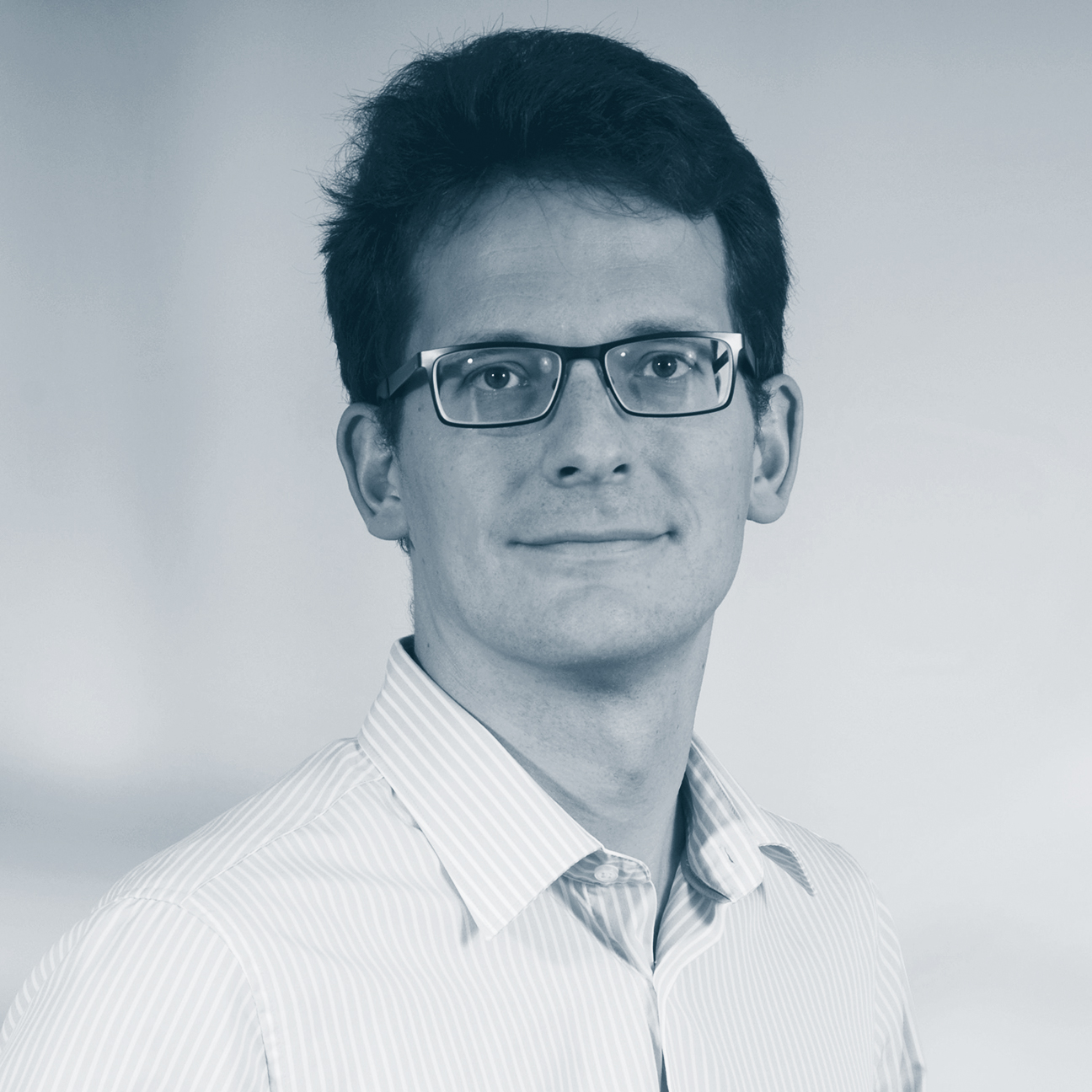 Dr. habil. Henning Kroll