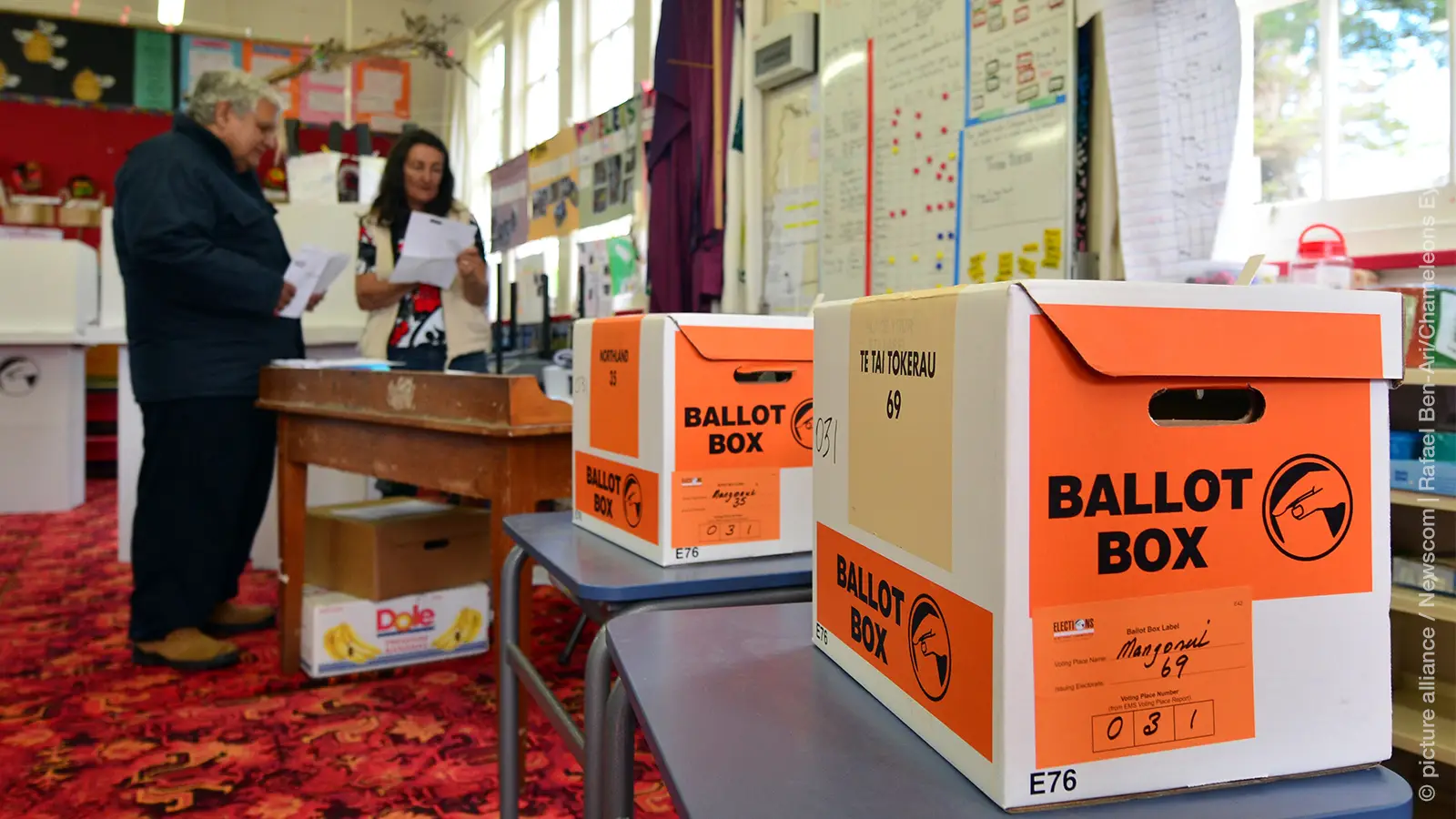 Audio + Poster "Neuseeland vor der Wahl", DLF