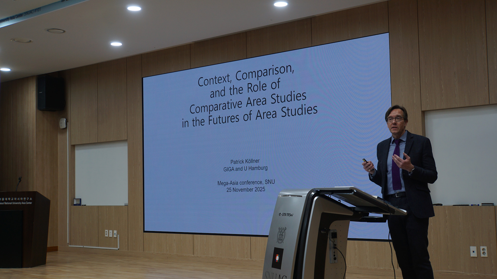 The Revitalization of Area Studies and the Role of Comparative Area Studies