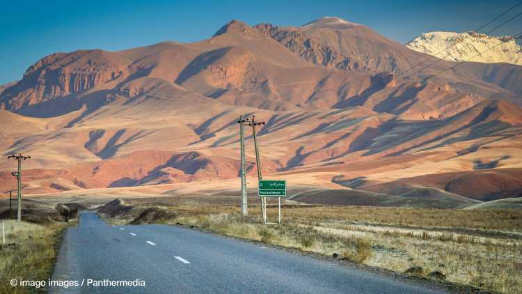 Geographic Agency: Iran as a ‘Civilizational Crossroads’ in the Belt and Road Geography