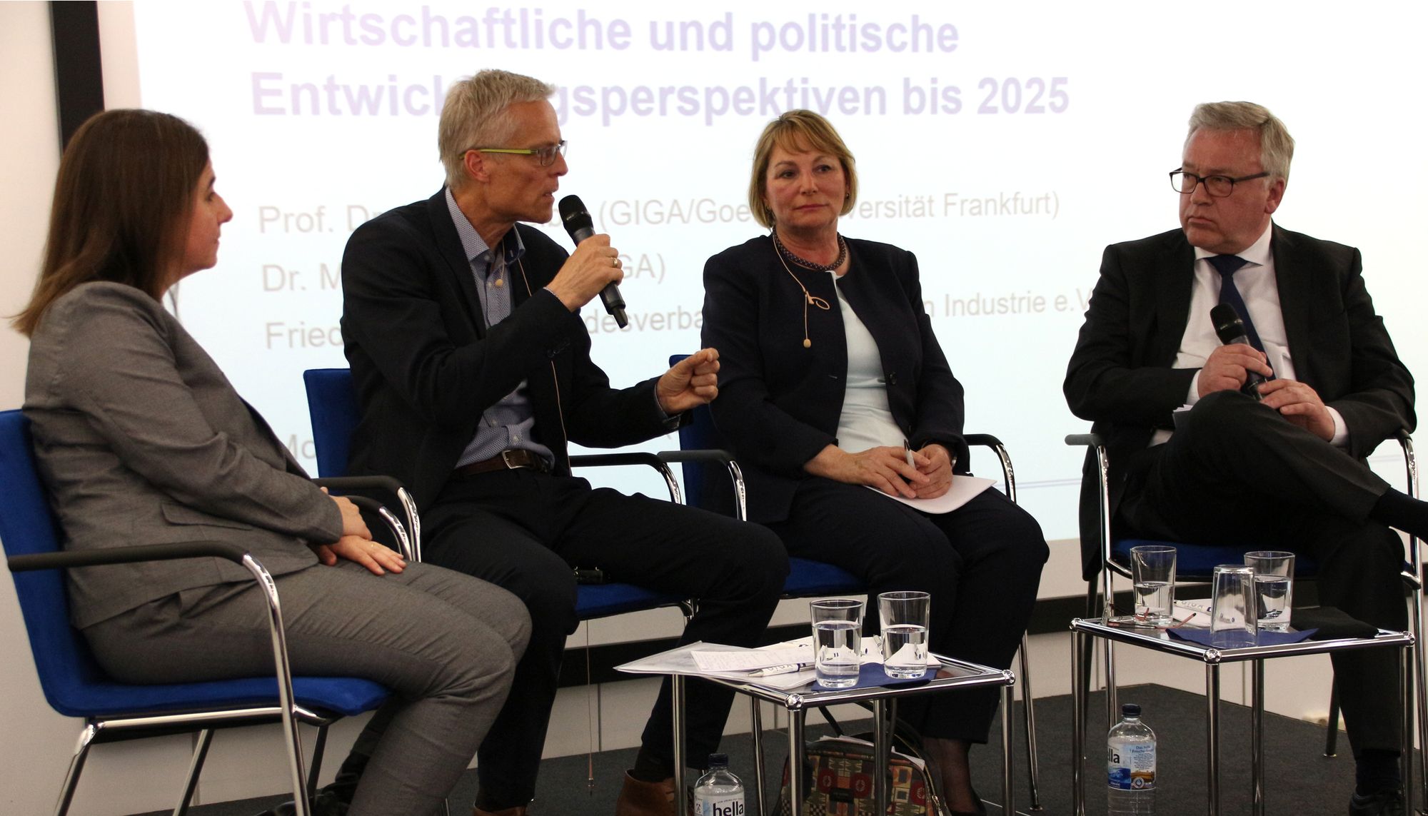 From left: Prof. Dr. Heike Holbig, Friedolin Strack, Dr. Margot Schüller, Matthias Naß