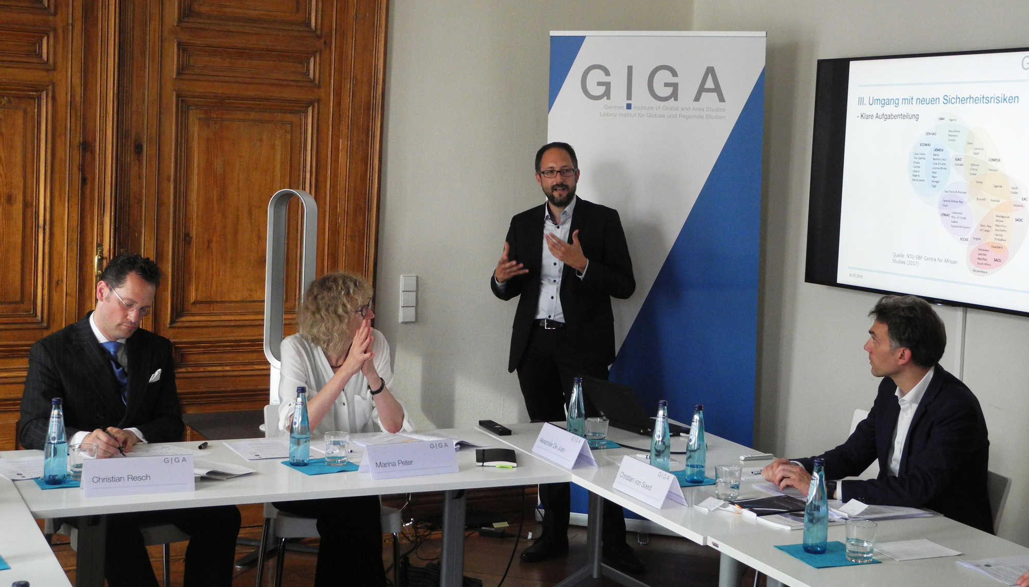 Picture of Dr. Alexander De Juan